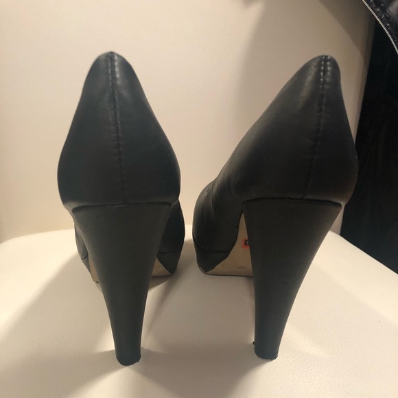 6” Black Madden pumps - Picture 4 of 5